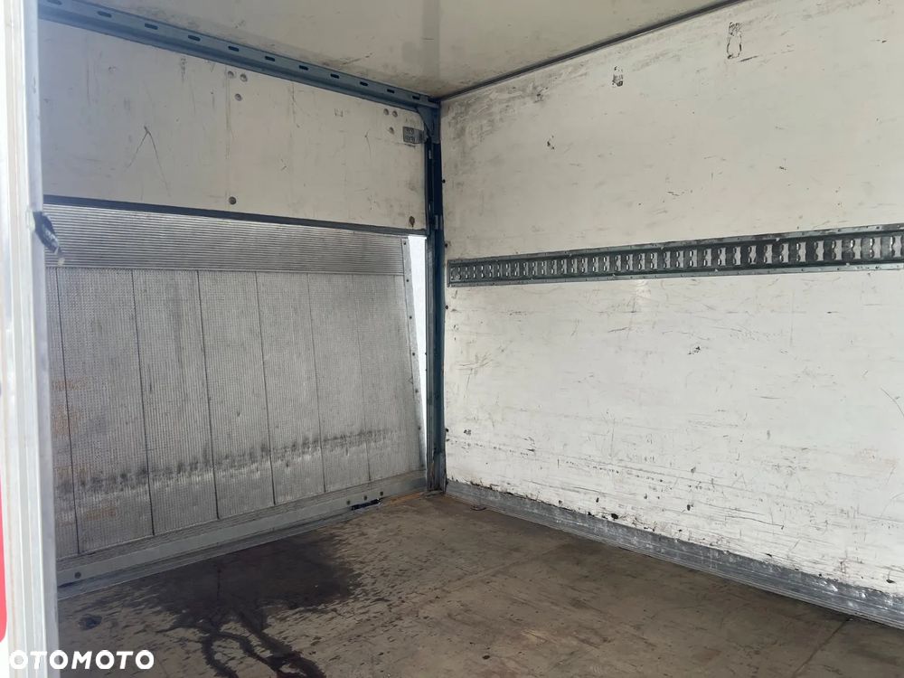 Volkswagen CRAFTER - 16