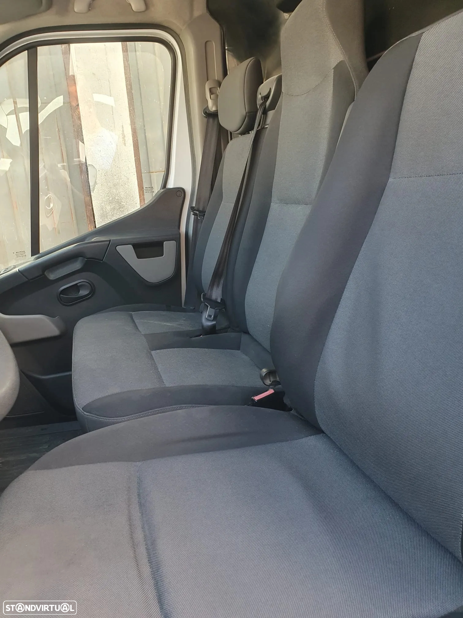 Renault Master 2.3 dCi L2H2 - 8