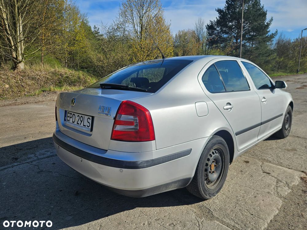 Skoda Octavia 1.9 TDI DPF Ambiente - 4