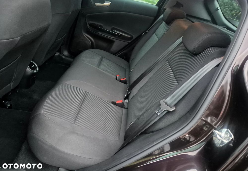 Alfa Romeo Giulietta 1.6 JTDM 16V - 11