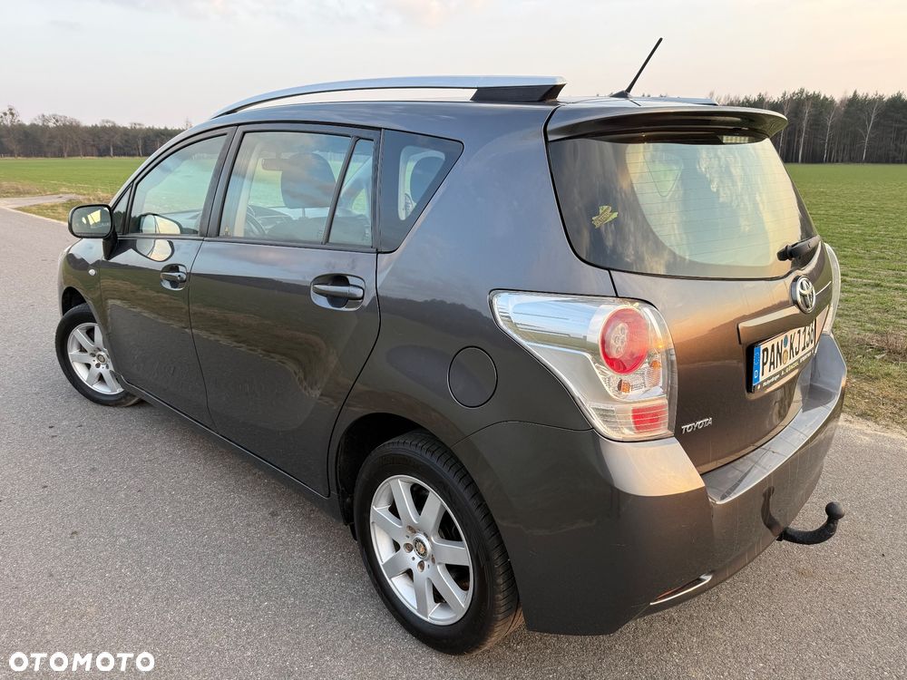 Toyota Verso 1.6 5-Sitzer Comfort - 3