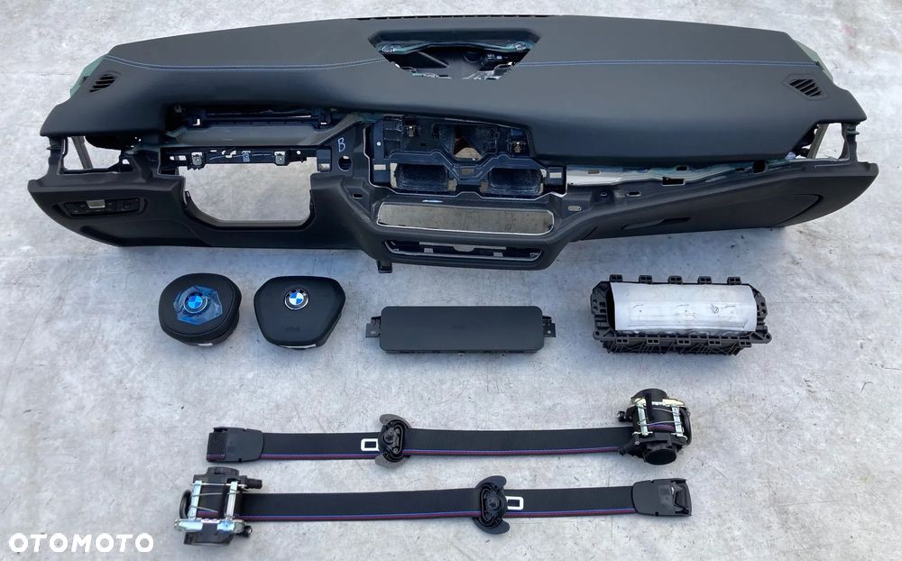 BMW 3 G20 G21 M3 G80 G81 M4 G82 G83 G22 G26 DESKA KONSOLA KOKPIT PULPIT PÓŁKA PARAPET AIRBAG KOLAN PODUSZKI POWIETRZNE KIEROWCY PASAŻERA KOLANOWA KURTYNY KURTYNA PASY PAS naprawa Raz2 !!! SKÓRA - 4