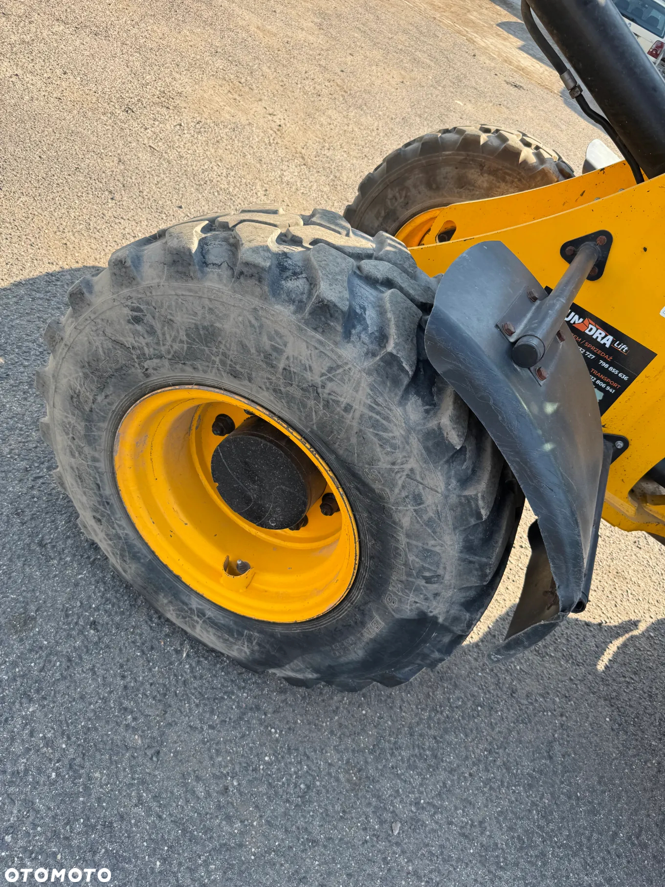 JCB 407 - 9