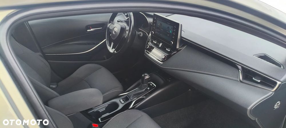 Toyota Corolla 1.8 Hybrid Executive - 33