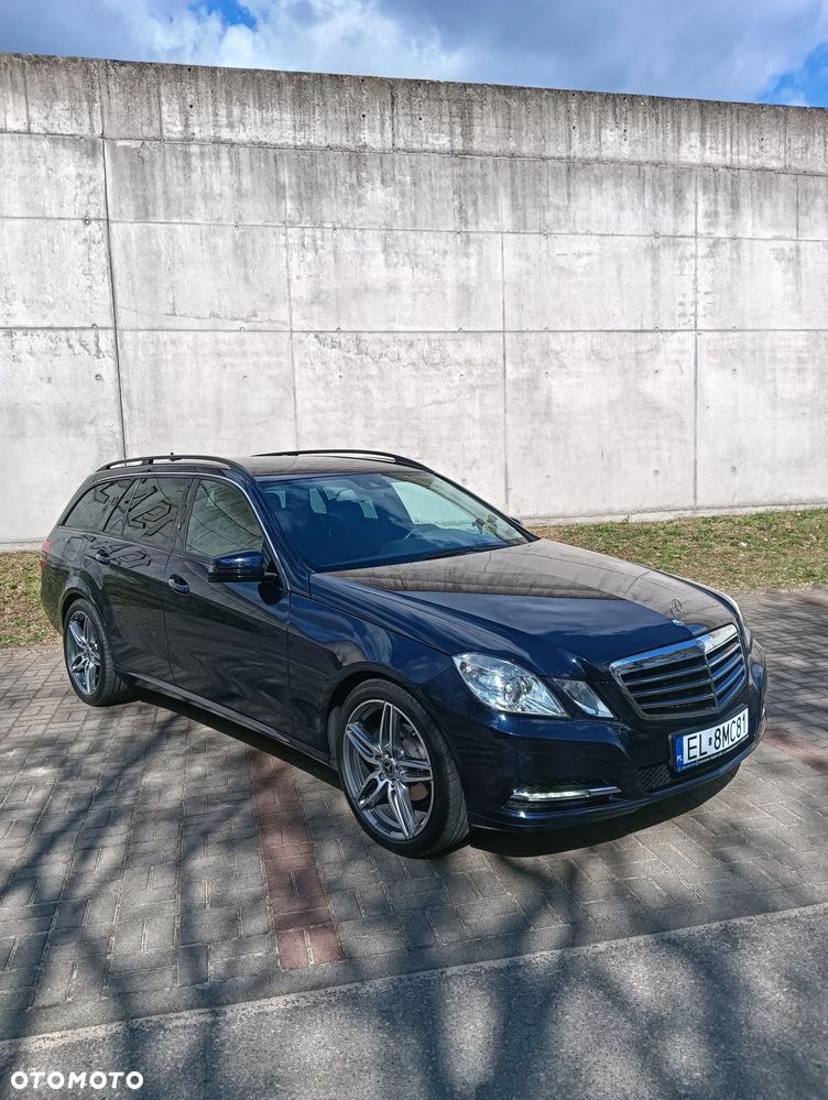 Mercedes-Benz Klasa E 220 CDI DPF BlueEFFICIENCY 7G-TRONIC - 1