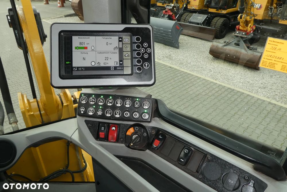 Caterpillar 938 M Z NIEMIEC ŁYZKA WIDŁY - 31