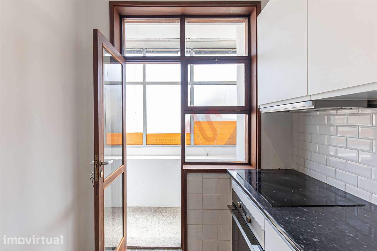 Apartamento T3 Totalmente Renovado em Paranhos, Porto - Grande imagem: 5/33