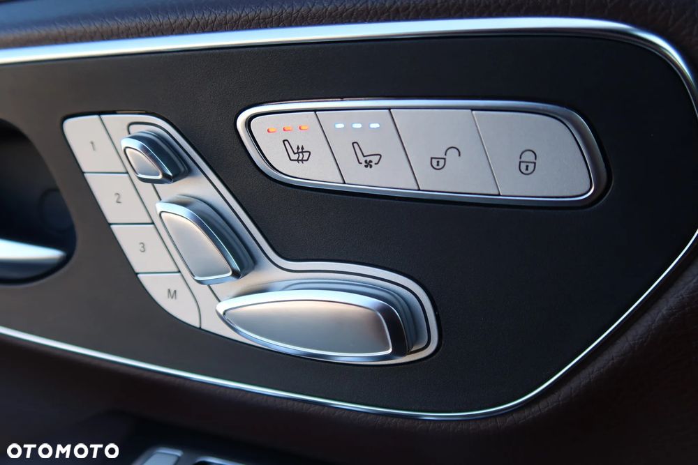 Mercedes-Benz Klasa V 250 d 4-Matic Avantgarde 7G-Tronic (ekstra d³) - 39