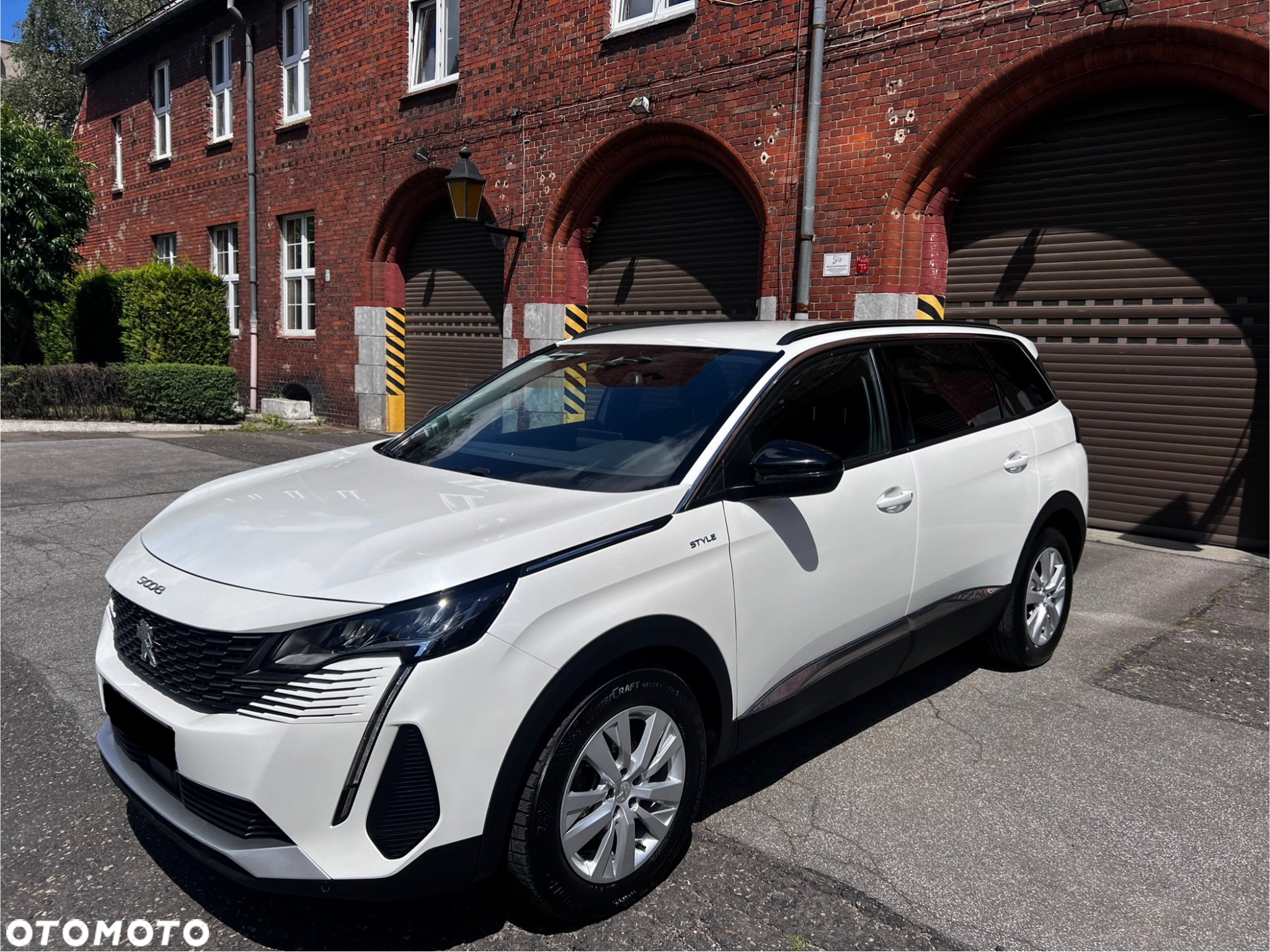 Peugeot 5008 1.5 BlueHDi Allure S&S - 18