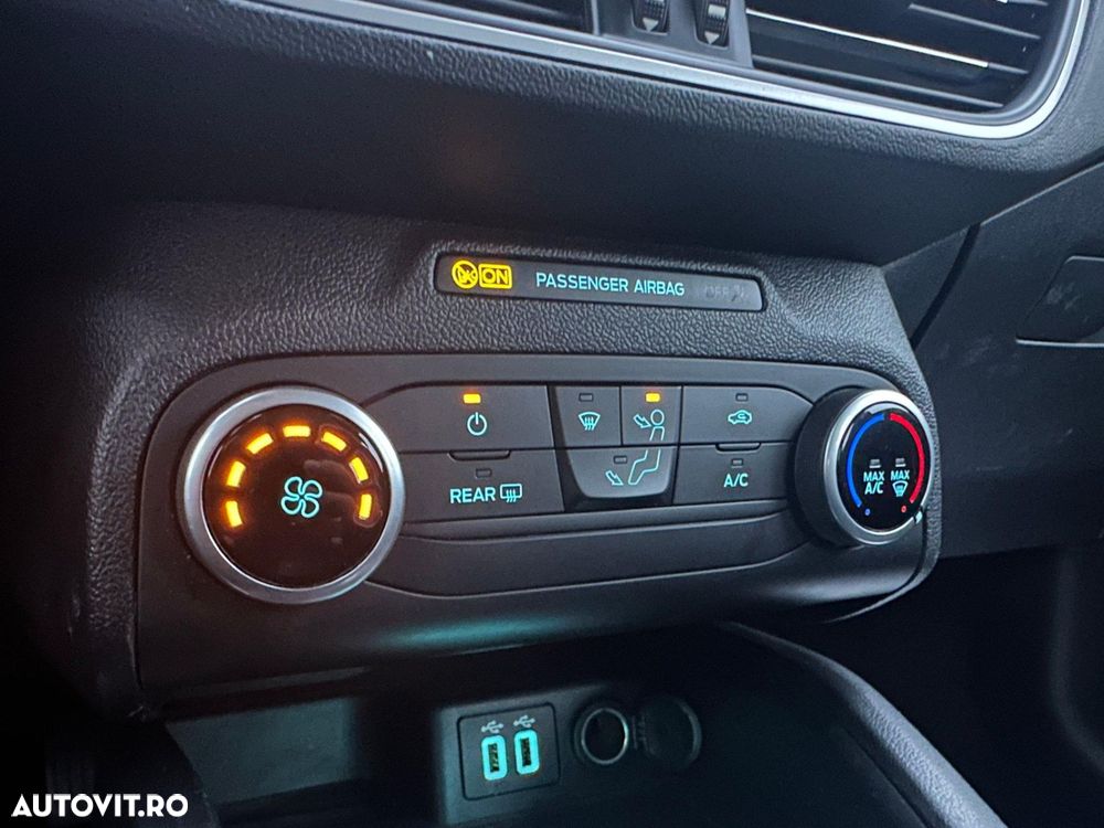 Ford Focus - 17