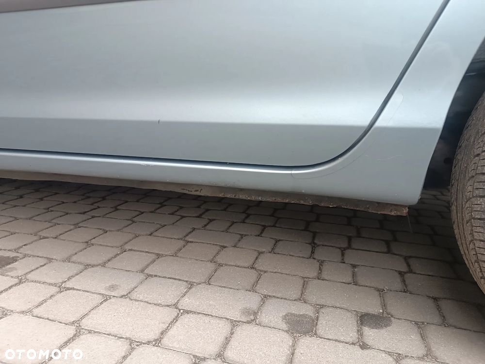 Toyota Sienna - 25