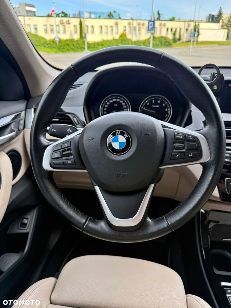 BMW X1 sDrive18i Sport Line - 20