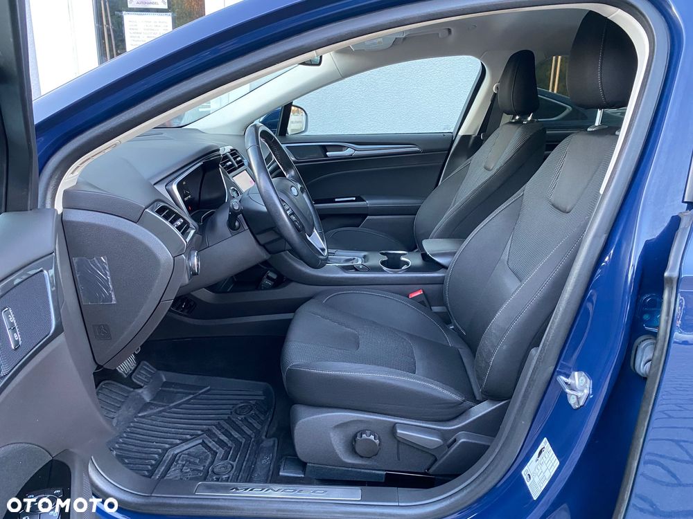 Ford Mondeo 2.0 Hybrid Trend - 29