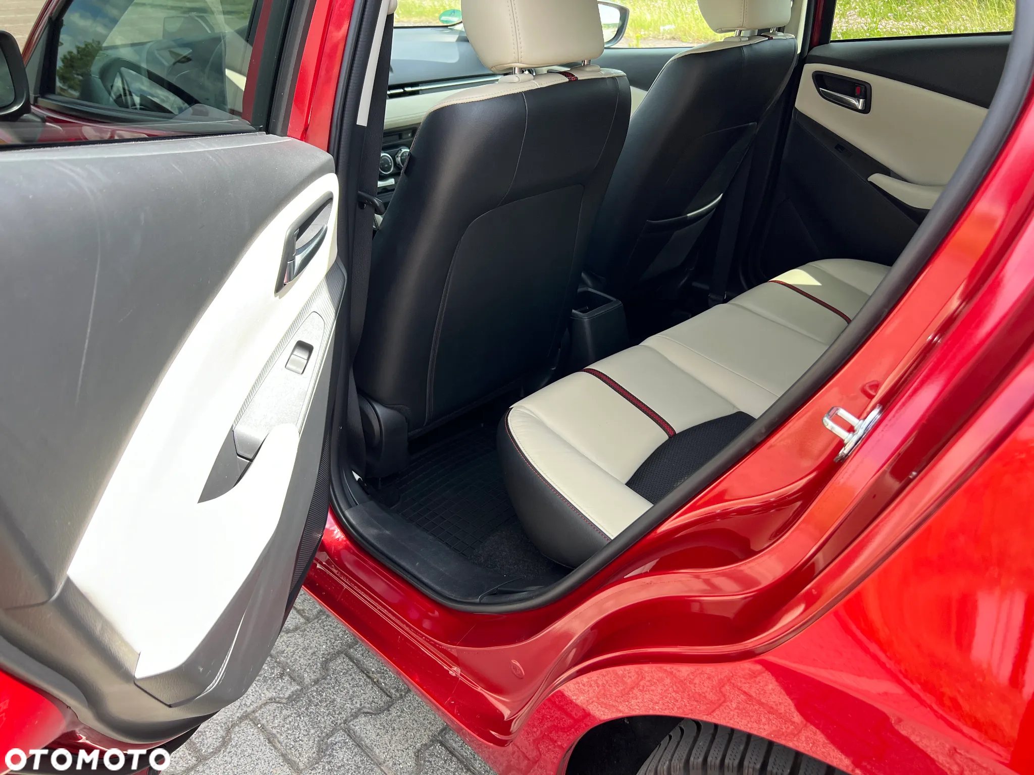 Mazda 2 SKYACTIV-G 90 White Edition - 22