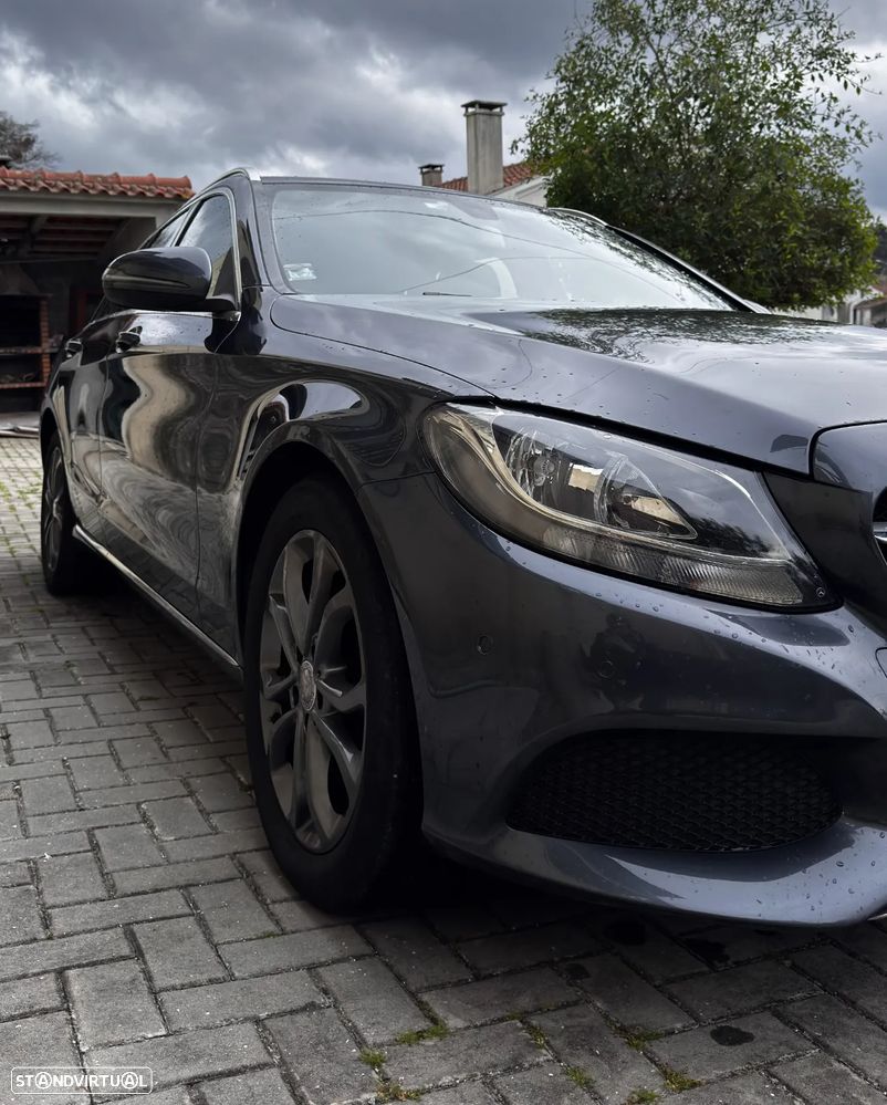 Mercedes-Benz C 200 - 4
