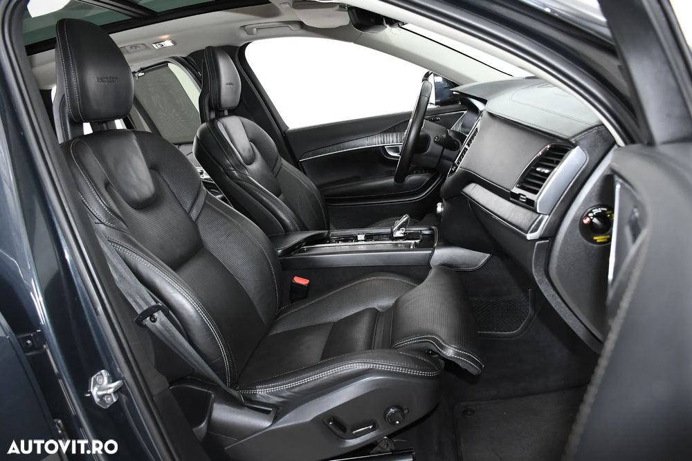 Volvo XC 90 D5 AWD Geartronic Inscription - 12