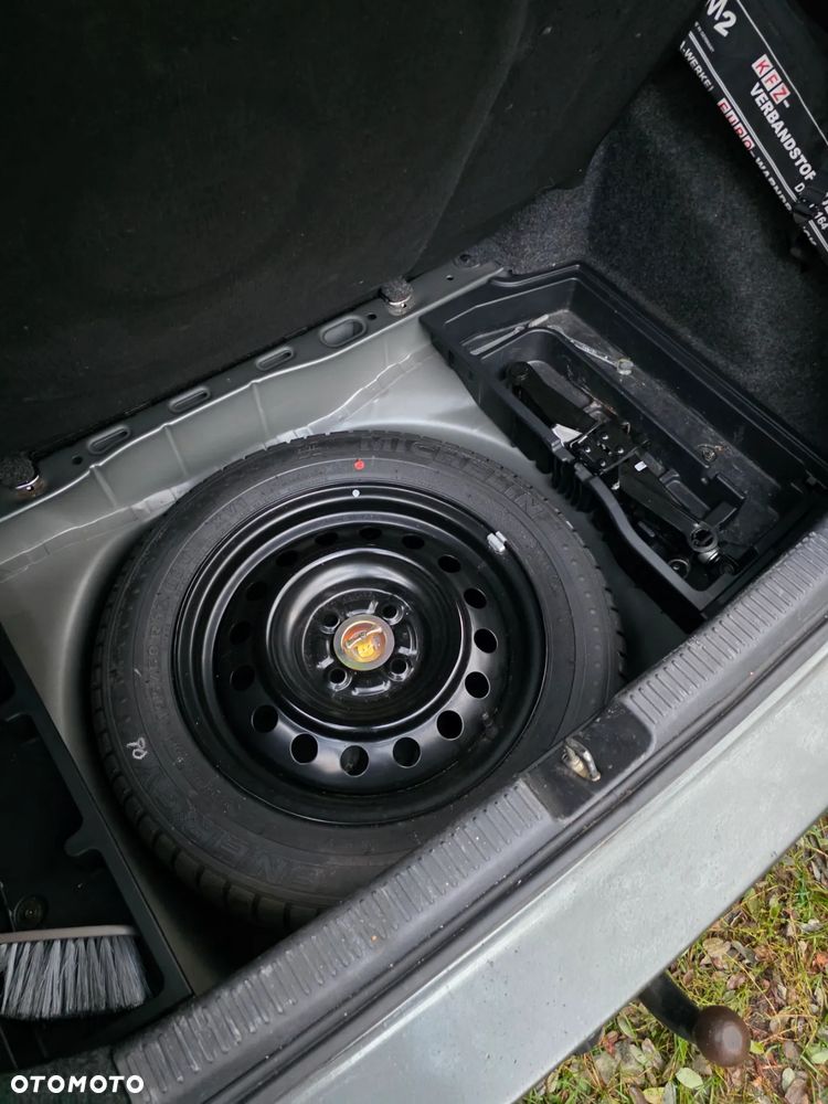 Toyota Corolla 1.4 Sol - 20