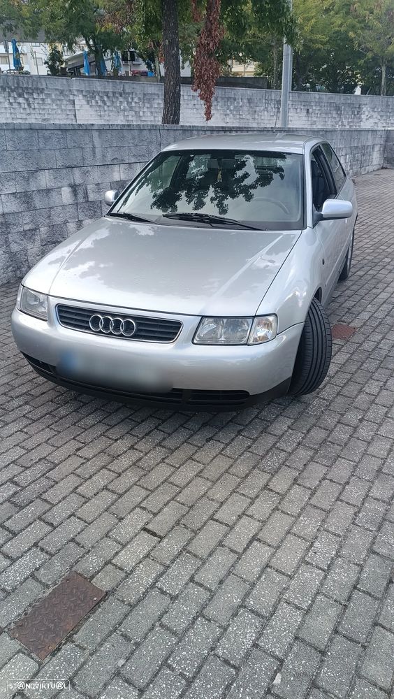 Audi A3 1.9 TDI Attraction - 2