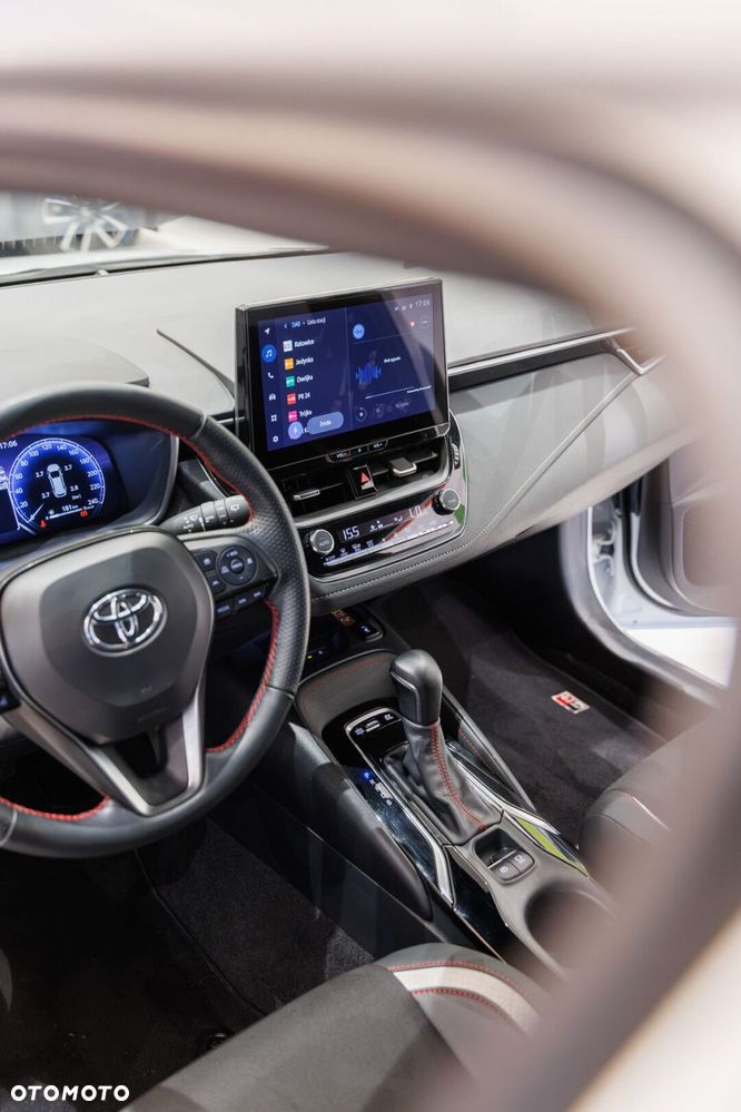 Toyota Corolla 1.8 Hybrid GR Sport Dynamic - 39