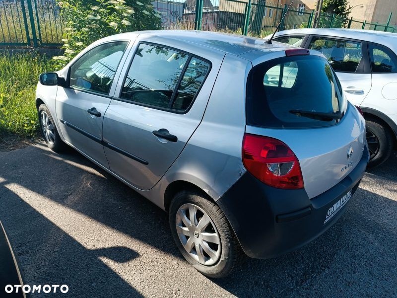 Renault Clio 1.5 dCi Authentique - 2