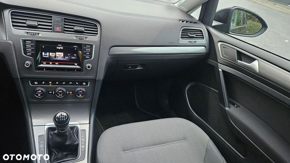 Volkswagen Golf 1.4 TSI BlueMotion Technology Comfortline - 31