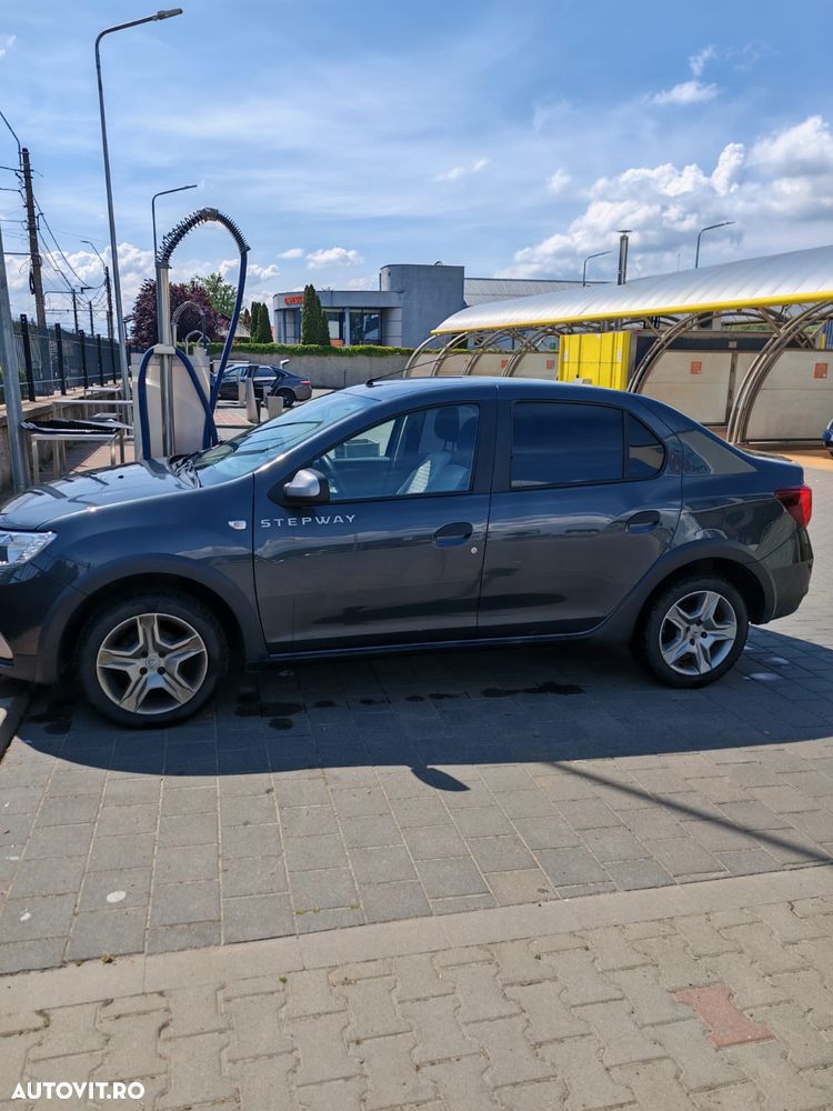 Dacia Logan 1.5 Blue dCi Laureate - 1