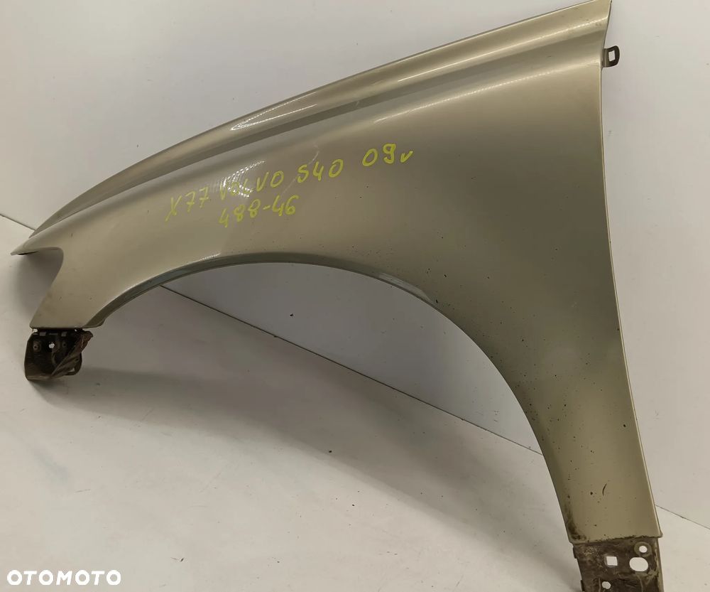 błotnik lewy przedni VOLVO S40 II V50 04-08 488/46 - 2