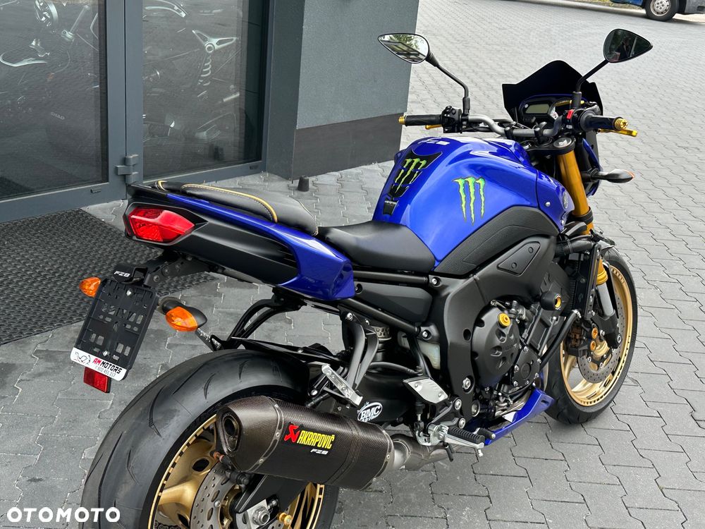 Yamaha FZ8 - 5