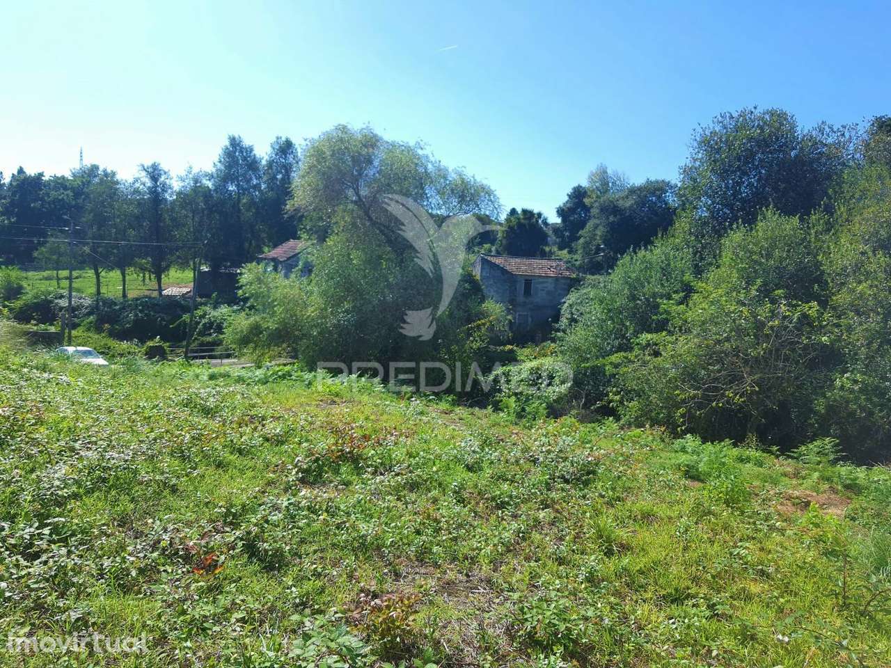 Terreno p/construção de Moradia com 3 frentes em Milheirós, Maia - Grande imagem: 2/3