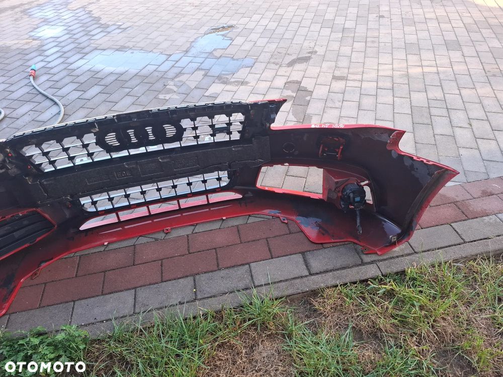 Przedni zderzak Audi A4 B8 - 15