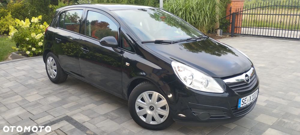 Opel Corsa 1.4 16V Color Edition - 1