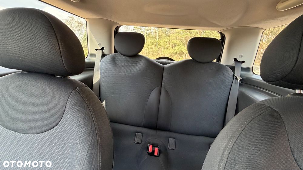 MINI Cooper Standard - 15