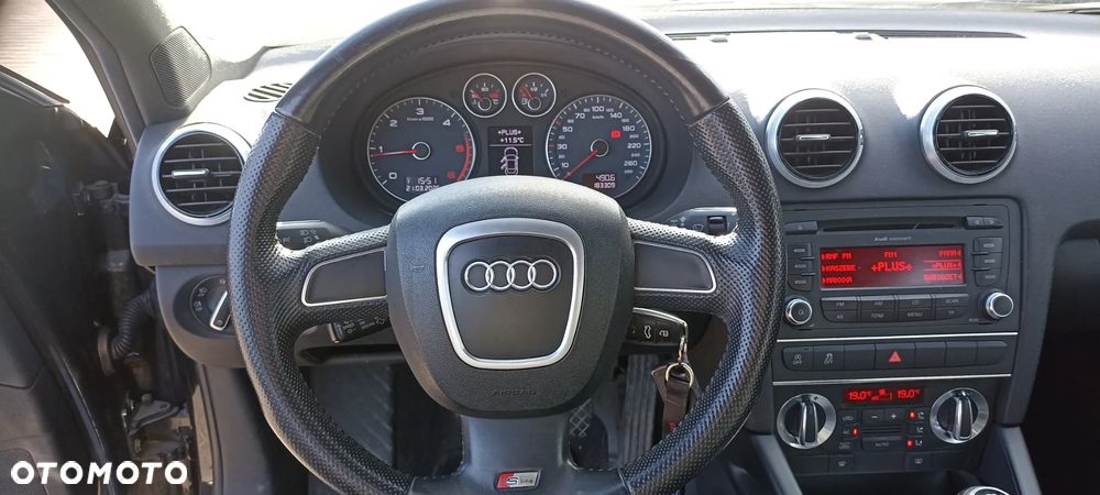 Audi A3 Sportback 1.6 TDI DPF S line Sportpaket - 5