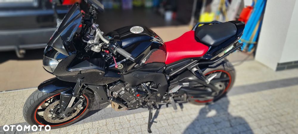 Yamaha FZ - 20