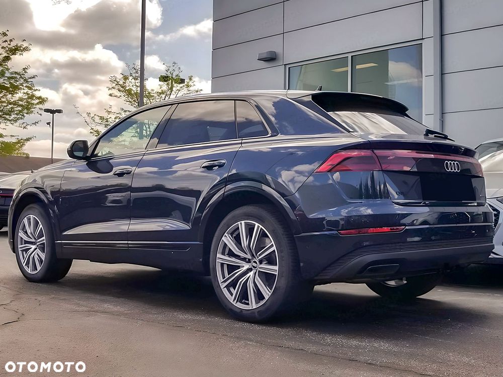 Audi Q8 - 4