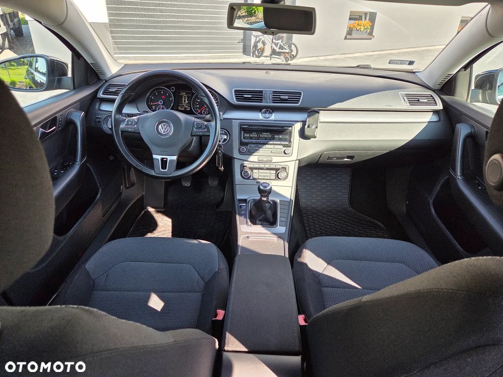 Volkswagen Passat 1.8 TSI Exclusive - 17