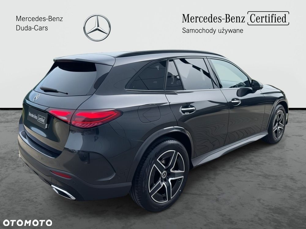 Mercedes-Benz GLC - 12