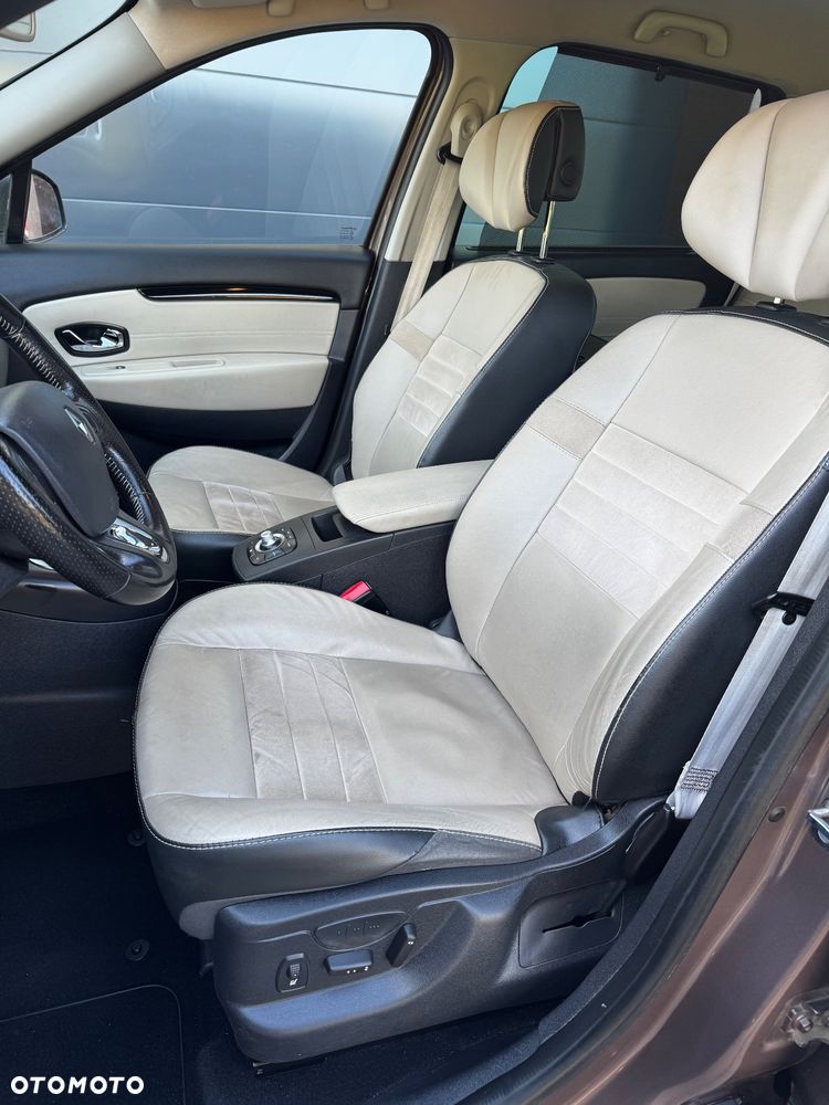 Renault Scenic - 36