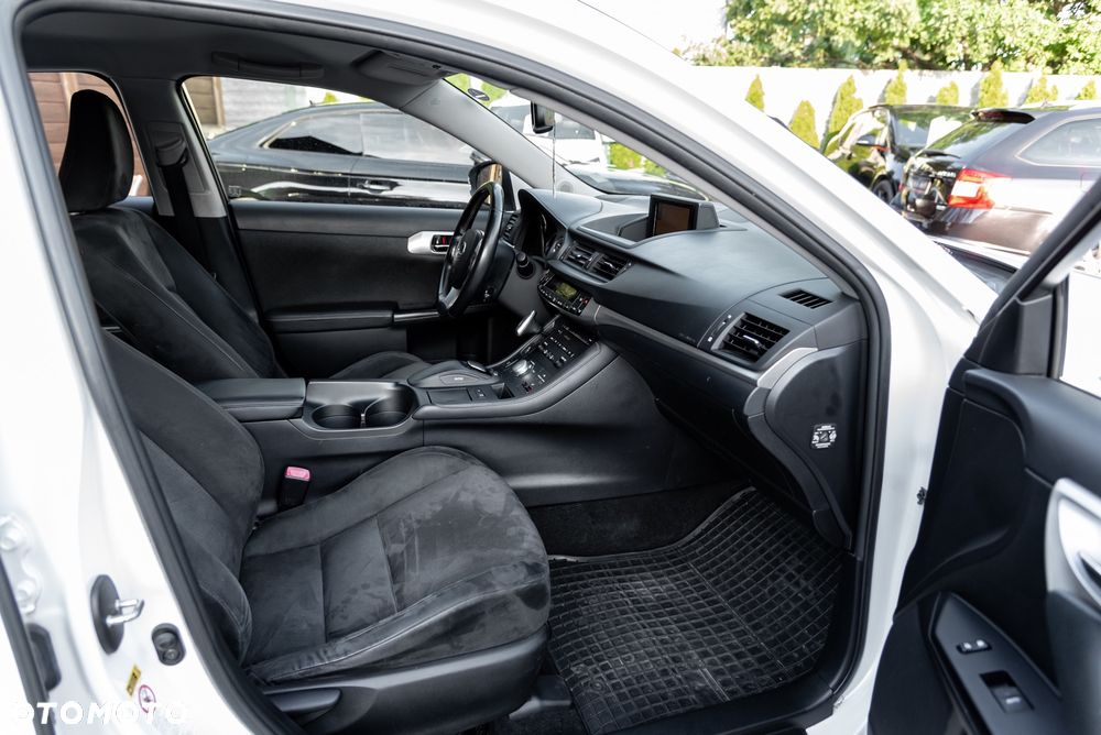 Lexus CT 200h Elegance - 27