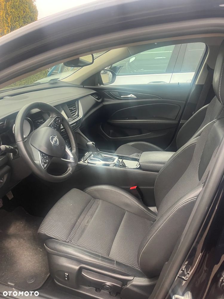 Opel Insignia 1.5 T Innovation S&S - 11