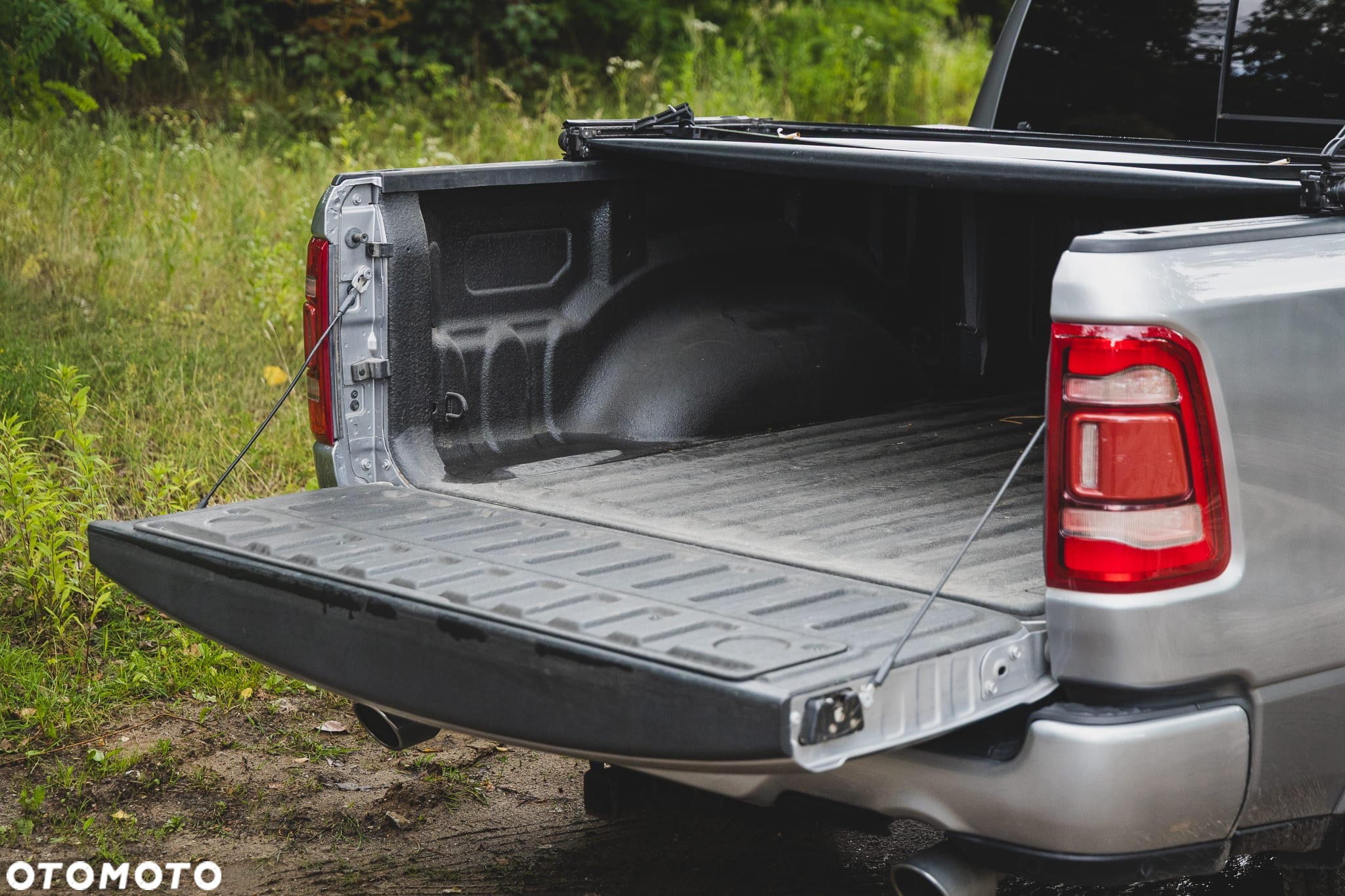 Dodge RAM 1500 5.7 4x4 - 30