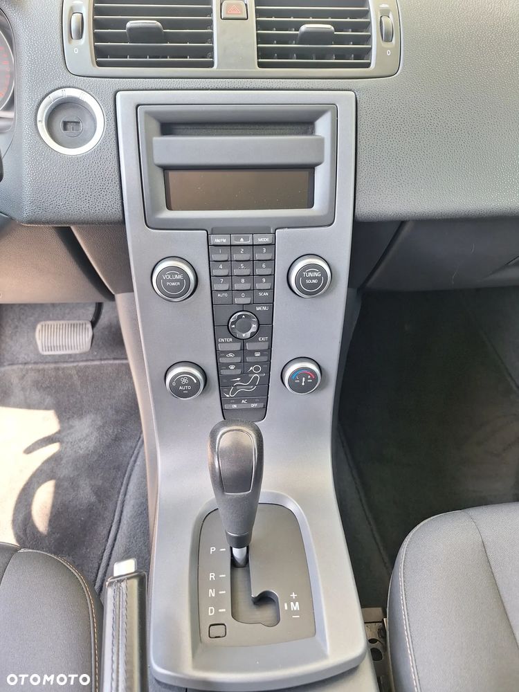 Volvo V50 - 15