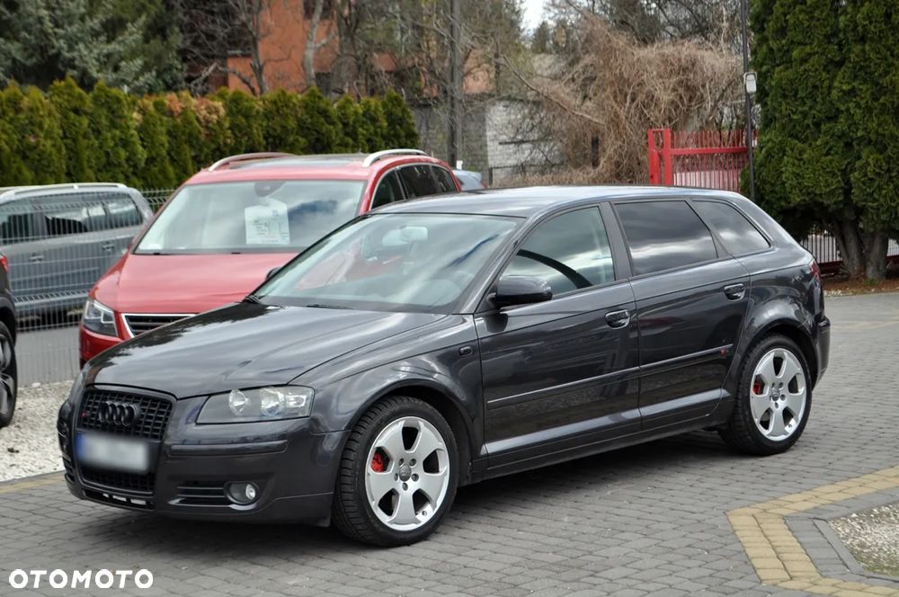 Audi A3 Sportback 2.0 TFSI (DSG) S tronic Ambition - 2
