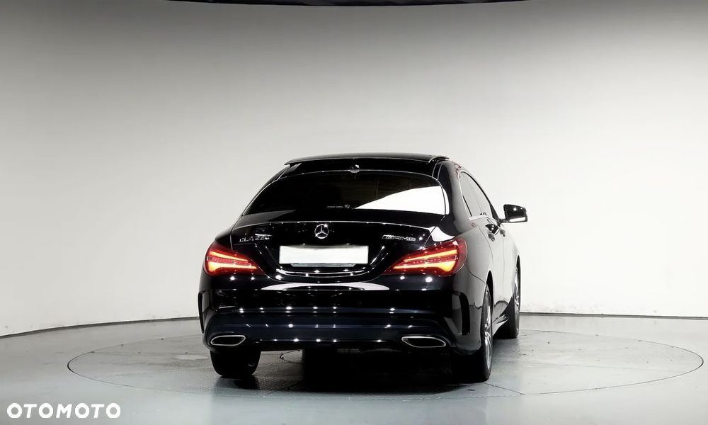 Mercedes-Benz CLA - 5