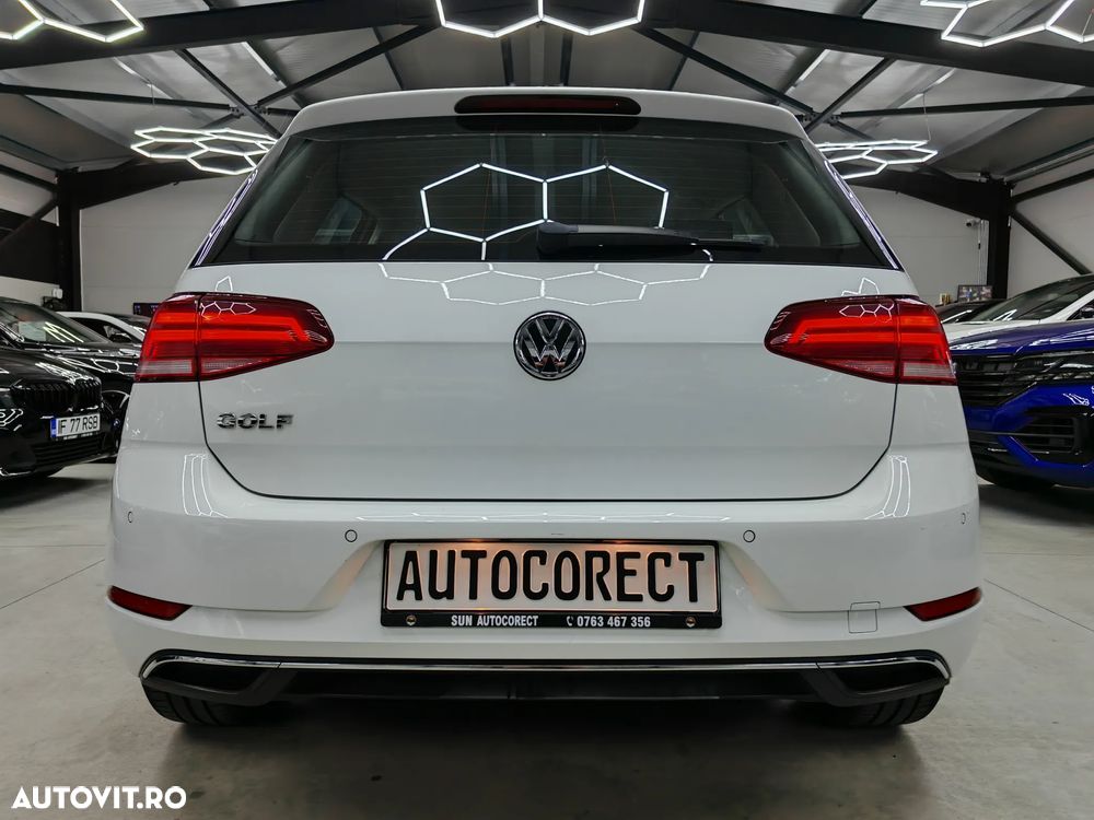 Volkswagen Golf 2.0 TDI (BlueMotion Technology) DSG Comfortline - 31