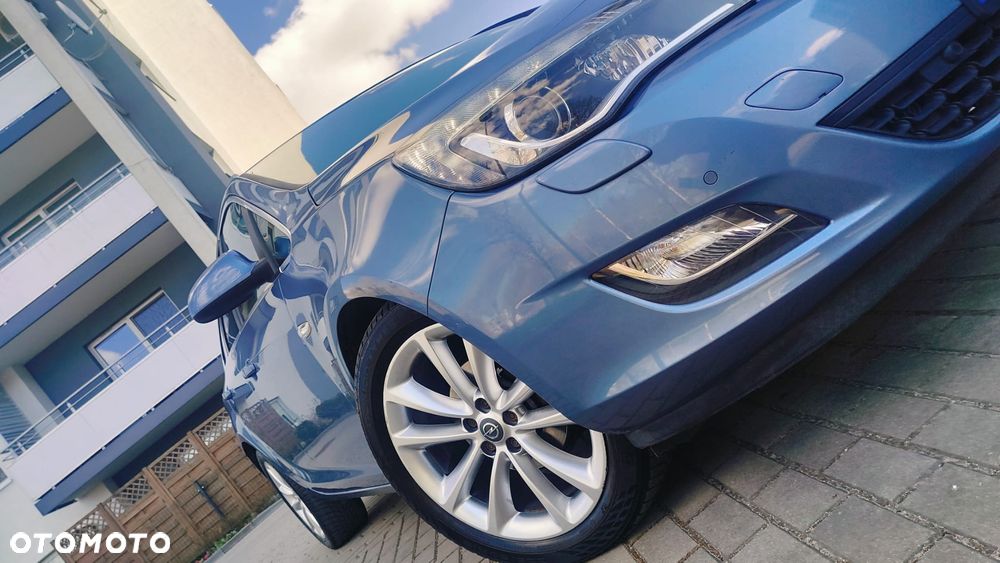 Opel Astra 1.4 Turbo Cosmo - 18