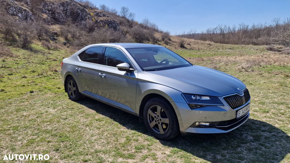 Skoda Superb 2.0 TDI Ambition - 13