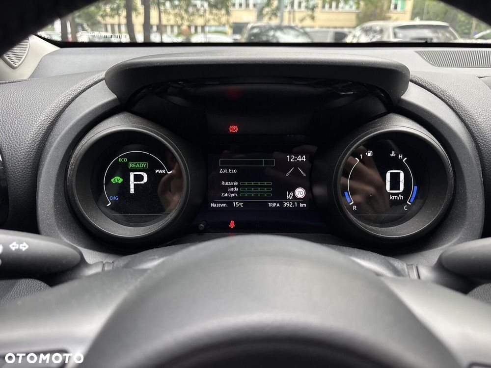 Toyota Yaris Hybrid 1.5 Comfort - 12