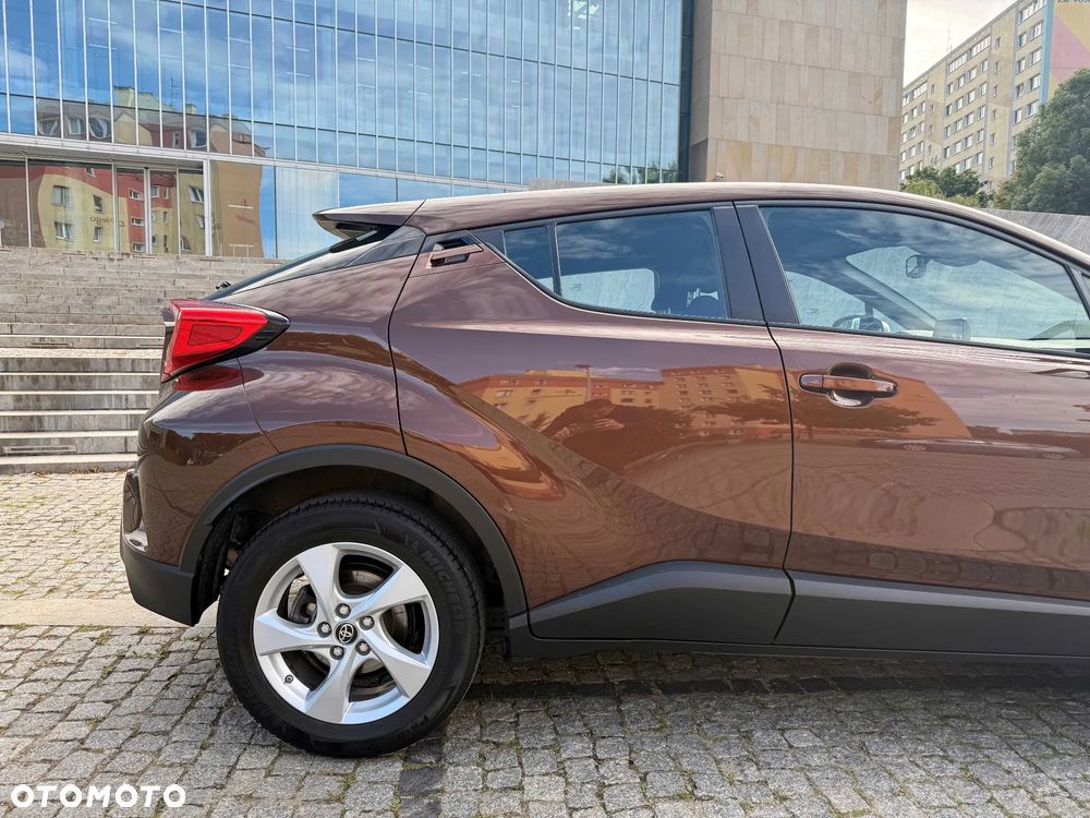 Toyota C-HR 1.2 T Premium - 29