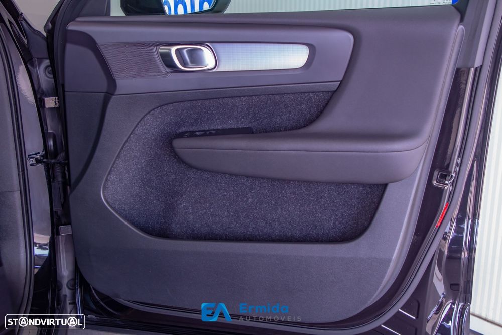Volvo XC 40 1.5 T4 PHEV R-Design - 31